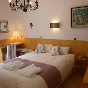 2* Frühstückspension Chambres Au Berceau de Bernadette