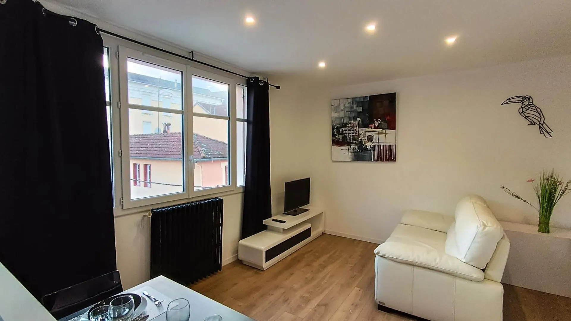 Foucault - Appartements - Au Coeur De Lourdes 0*,  France